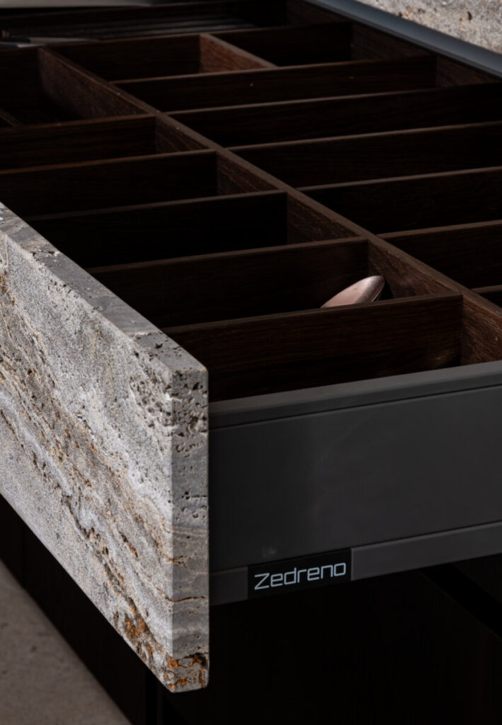 Zedreno keukens: indeling keukenladen