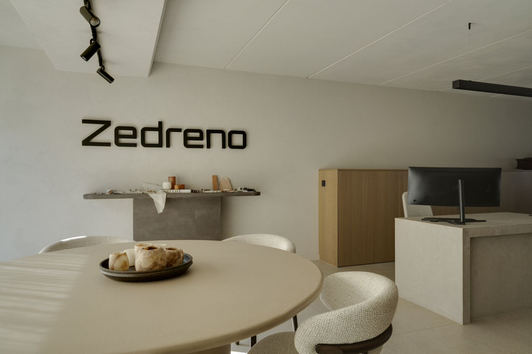 20250307_Zedreno_Office-5